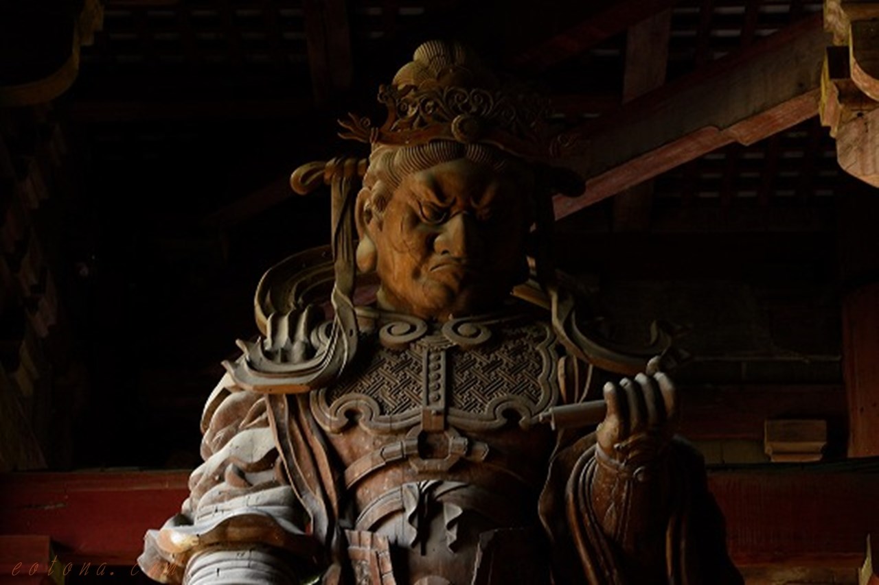 華厳世界に建つ東大寺大仏殿 | きままな旅人
