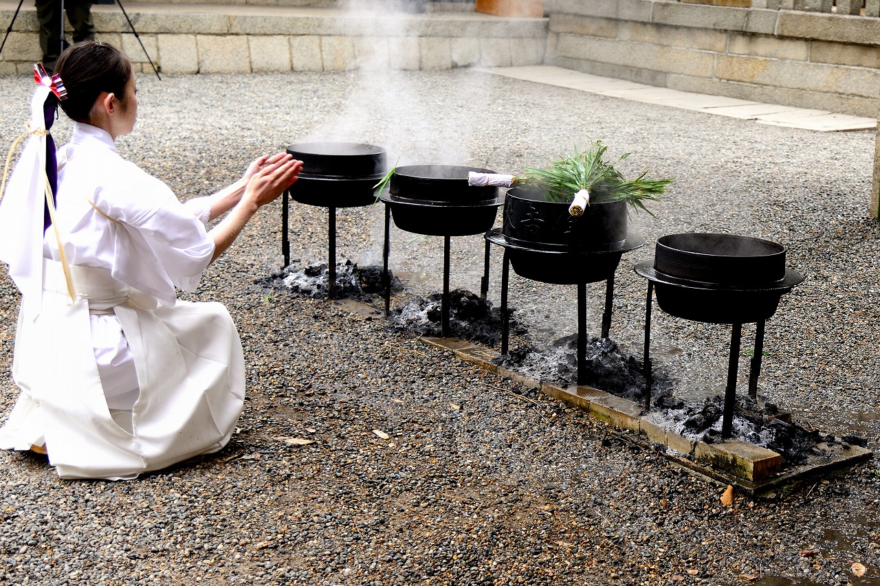 住吉大社 若宮八幡宮例祭 湯立神事 | きままな旅人